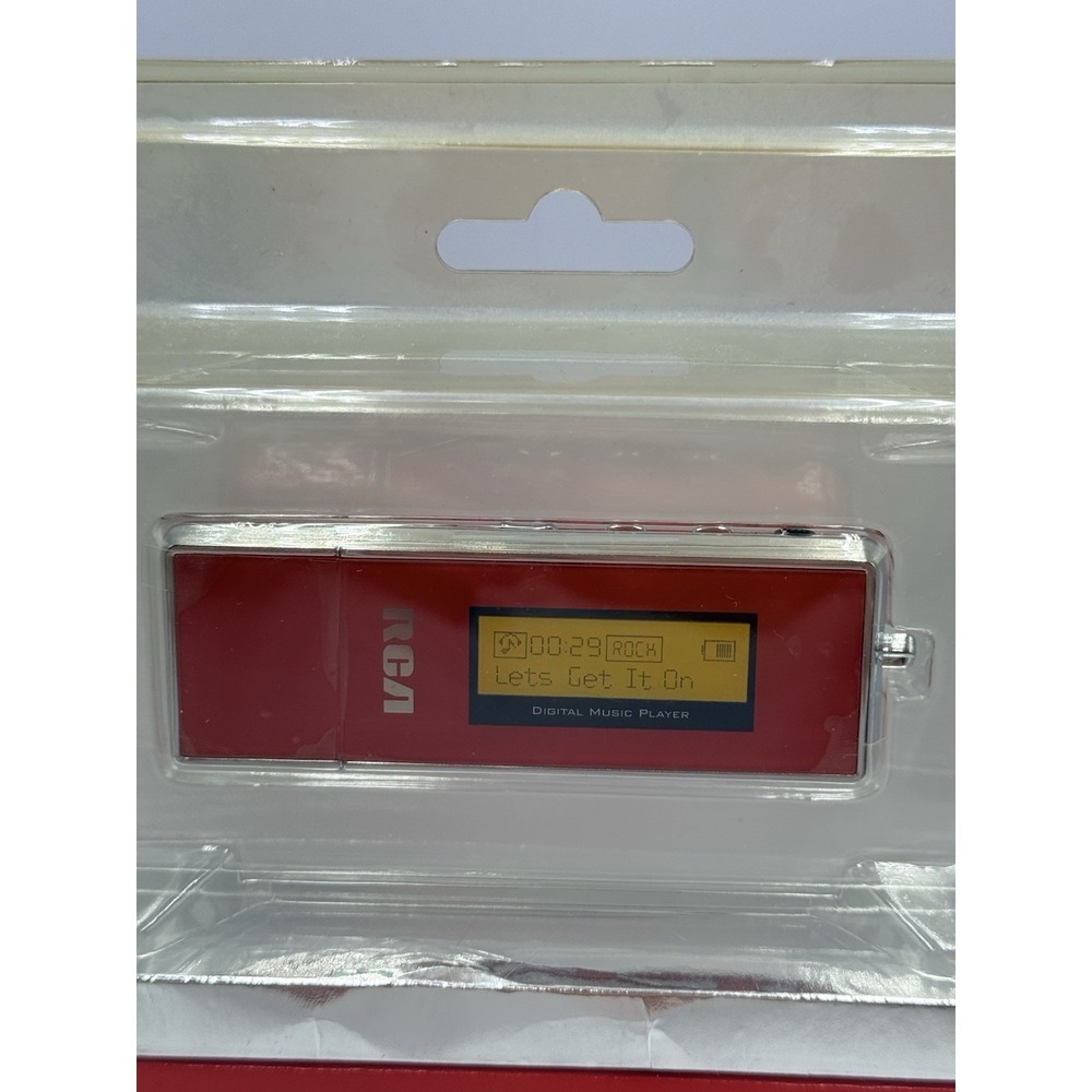 RCA TH102 Flash MP3 Player - Picture 3 of 15